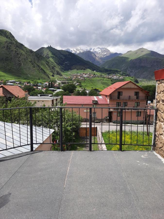 Four Season In Kazbegi Hotel Kültér fotó