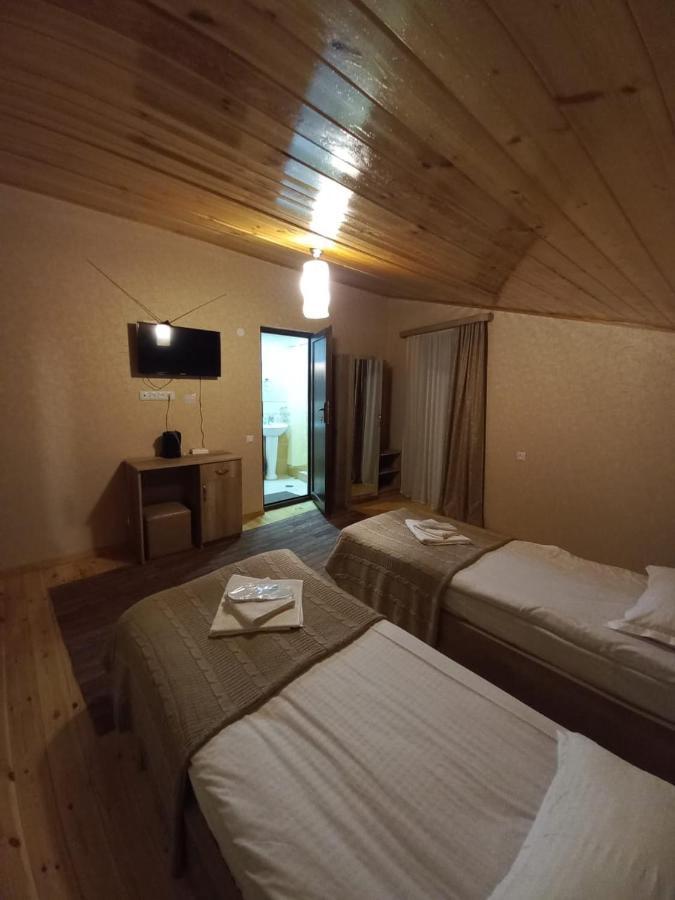Four Season In Kazbegi Hotel Kültér fotó