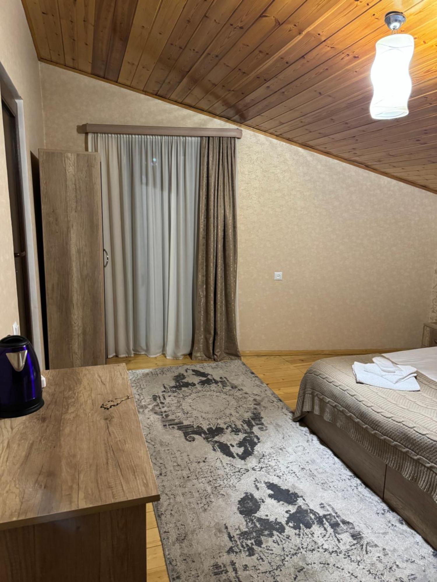 Four Season In Kazbegi Hotel Kültér fotó